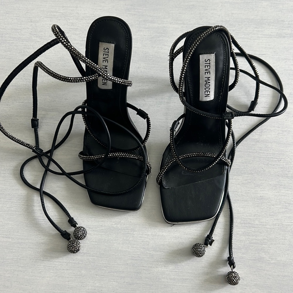 Steve Madden Women's Ankle Tie Heels Black - Size 6.5 - Picture 1 of 5
